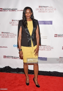 Swin Cash feet photo 15