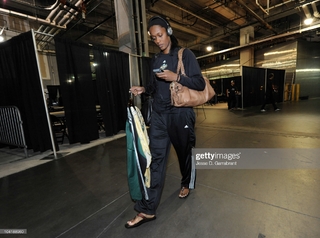 Swin Cash feet photo 11