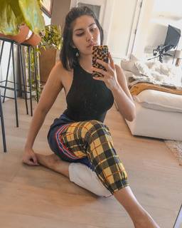 Sydnee Goodman feet photo thumbnail