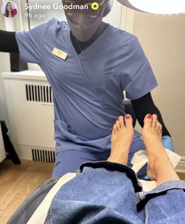 Sydnee Goodman feet photo thumbnail