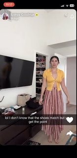 Sydnee Goodman feet photo thumbnail