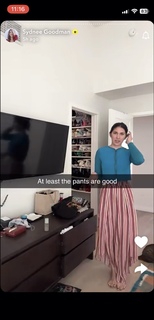 Sydnee Goodman feet photo thumbnail