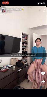 Sydnee Goodman feet photo thumbnail