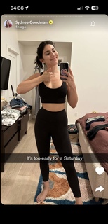 Sydnee Goodman feet photo thumbnail