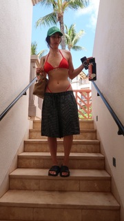 Sydnee Goodman feet photo thumbnail