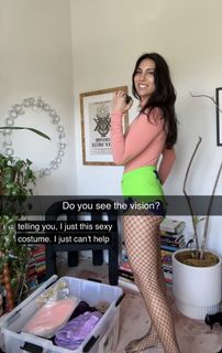 Sydnee Goodman feet photo thumbnail