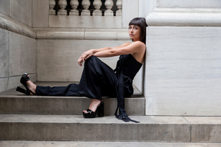 Sydney Chandler feet photo thumbnail