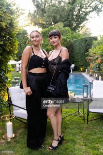 Sydney Chandler feet photo thumbnail