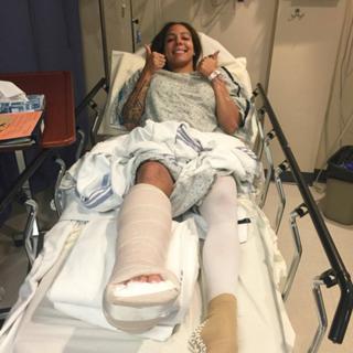 Sydney Leroux feet photo 8