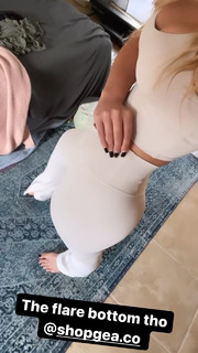 Sydney Maler feet photo 1