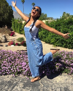 Sydney Park feet photo thumbnail