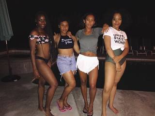 Sydney Park feet photo thumbnail