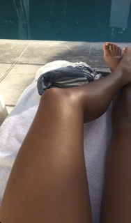 Sydney Park feet photo thumbnail