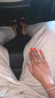 Sydney Park feet photo thumbnail