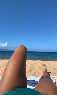 Sydney Park feet photo thumbnail