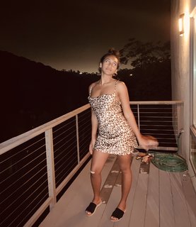 Sydney Park feet photo thumbnail