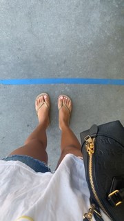 Sydney Park feet photo thumbnail