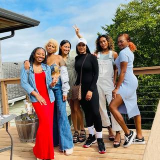 Sydney Park feet photo thumbnail