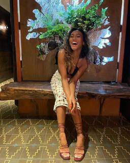 Sydney Park feet photo thumbnail