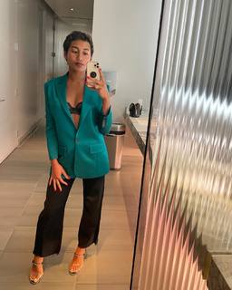 Sydney Park feet photo thumbnail