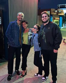 Sydney Park feet photo thumbnail