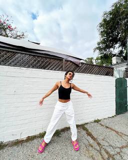 Sydney Park feet photo thumbnail