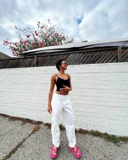 Sydney Park feet photo thumbnail