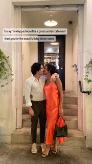 Sydney Park feet photo thumbnail