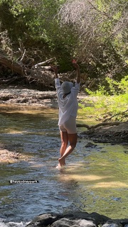 Sydney Park feet photo thumbnail