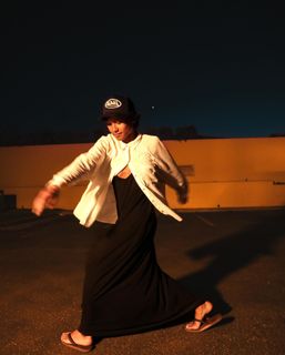 Sydney Park feet photo thumbnail