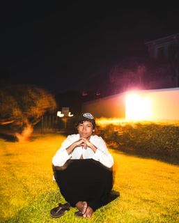 Sydney Park feet photo thumbnail