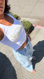 Sydney Park feet photo thumbnail