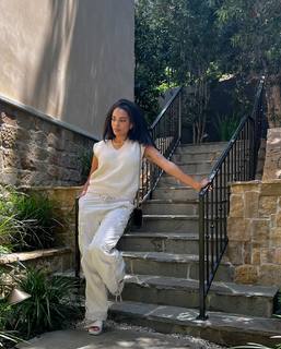 Sydney Parker feet photo thumbnail