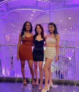 Sydney Parker feet photo thumbnail