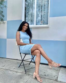 Sydney Parker feet photo thumbnail