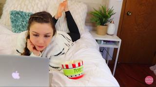 Sydney Serena feet photo 3