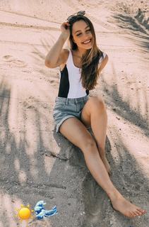 Sydney Serena feet photo 13
