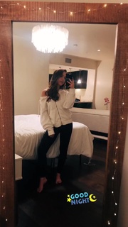 Sydney Serena feet photo 6