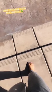 Sydney Serena feet photo 2