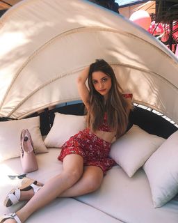 Sydney Serena feet photo 17