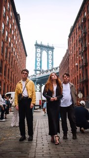 Sydney Sierota feet photo thumbnail