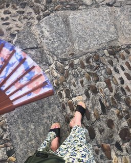 Sydney Sierota feet photo thumbnail