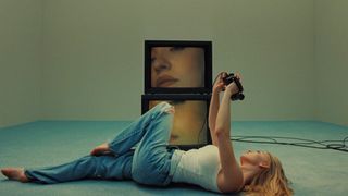 Sydney Sweeney feet photo thumbnail