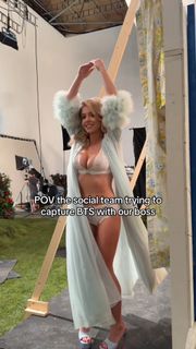 Sydney Sweeney feet photo 16