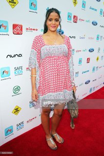 Sydney Tamiia Poitier feet photo thumbnail
