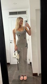 Sydney Thomas feet photo 1