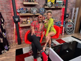 Sydney Zmrzel feet photo thumbnail