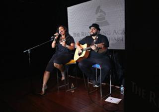 Syleena Johnson feet photo 7
