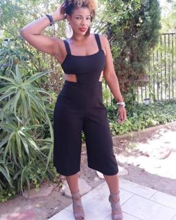 Syleena Johnson feet photo 9