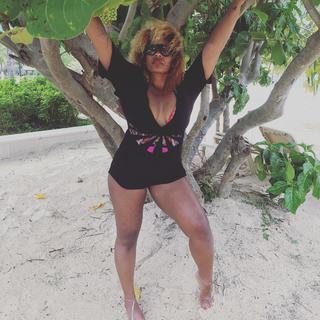Syleena Johnson feet photo 11
